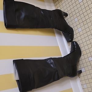 Liz Claiborne knee-height black boots size 8.5